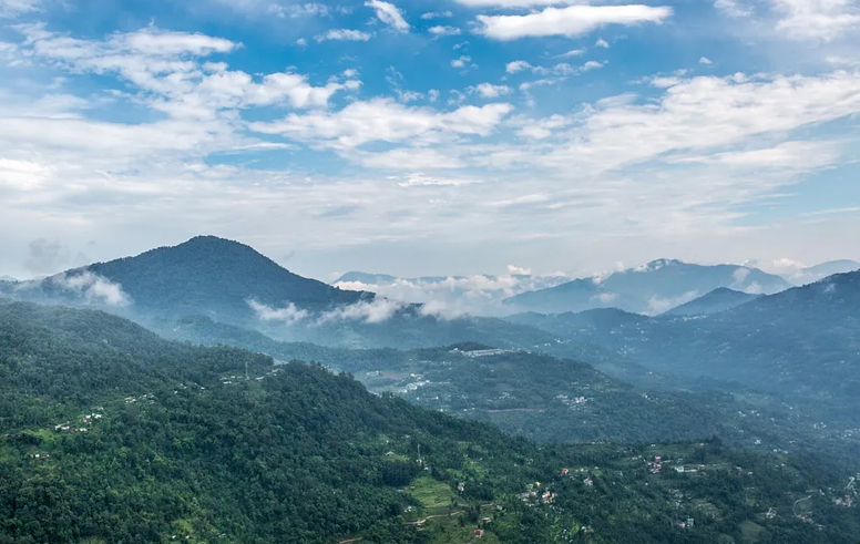 Best Homestay, Best Hotel, Best offbeat location in Delo Park, Daragaon, Dalapachan Khasmahal, Ramdhura, Icche Gaon, Burmaik, Sillery Gaon, Kalimpong